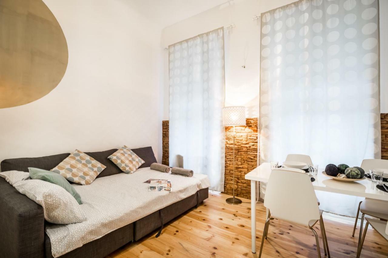 Bpr Bright Sapphire Apartment Budapeste Exterior foto